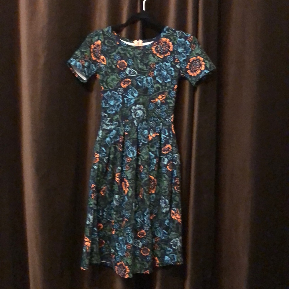 Lularoe XS with pockets